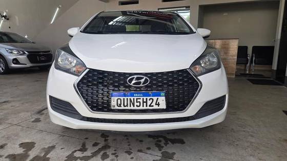 HYUNDAI HB20S 1.6 COMFORT PLUS 16V FLEX 4P AUTOMÁTICO HYUNDAI HB20S 1.6 COMFORT PLUS 16V FLEX 4P AUTOMÁTICO